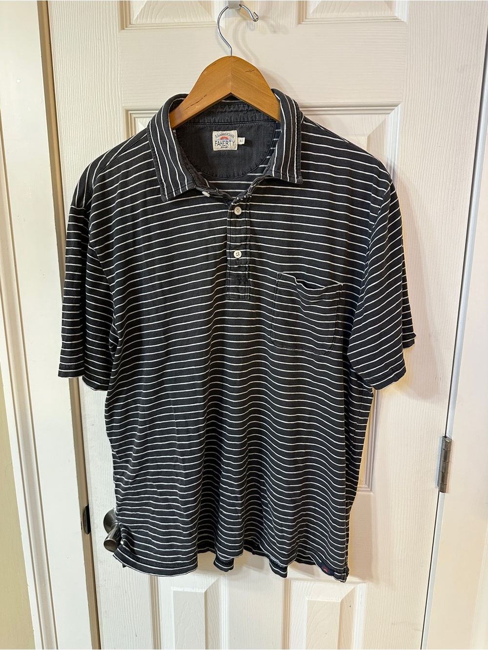 Faherty Shirt Mens XL Polo Gray White Striped Short Sleeve Golf Classic